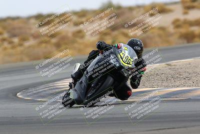 media/Feb-27-2022-CVMA (Sun) [[a3977b6969]]/Race 6 500 Supersport-350 Supersport (Holeshot)/